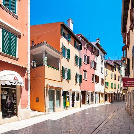 Apartments Carera 42 Rovinj Bagian luar foto