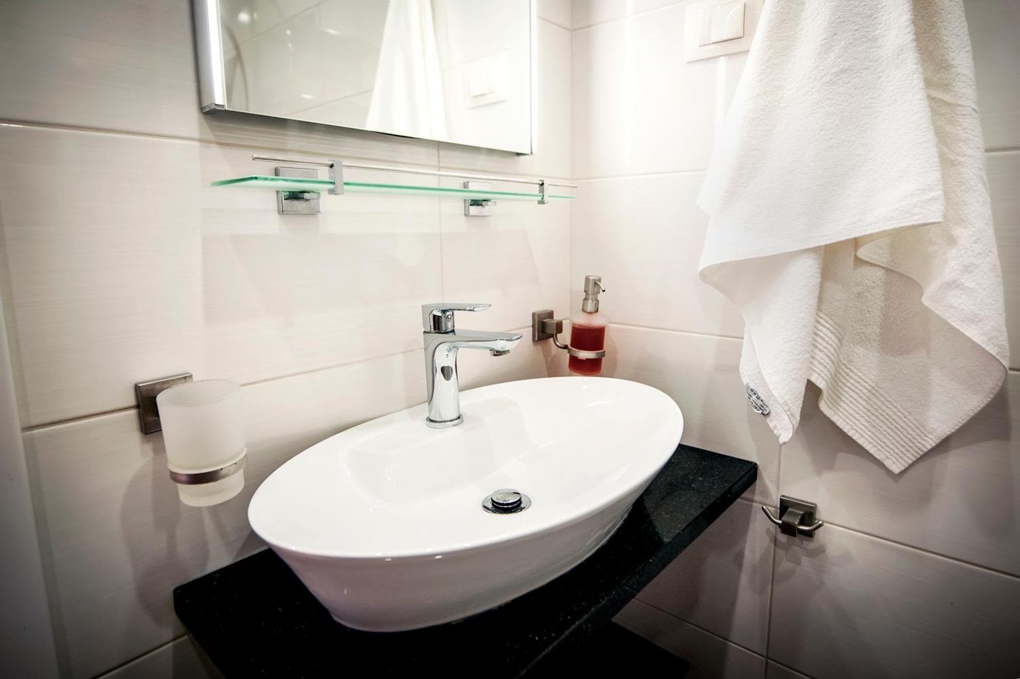 Apartments Carera 42 Rovinj Bagian luar foto